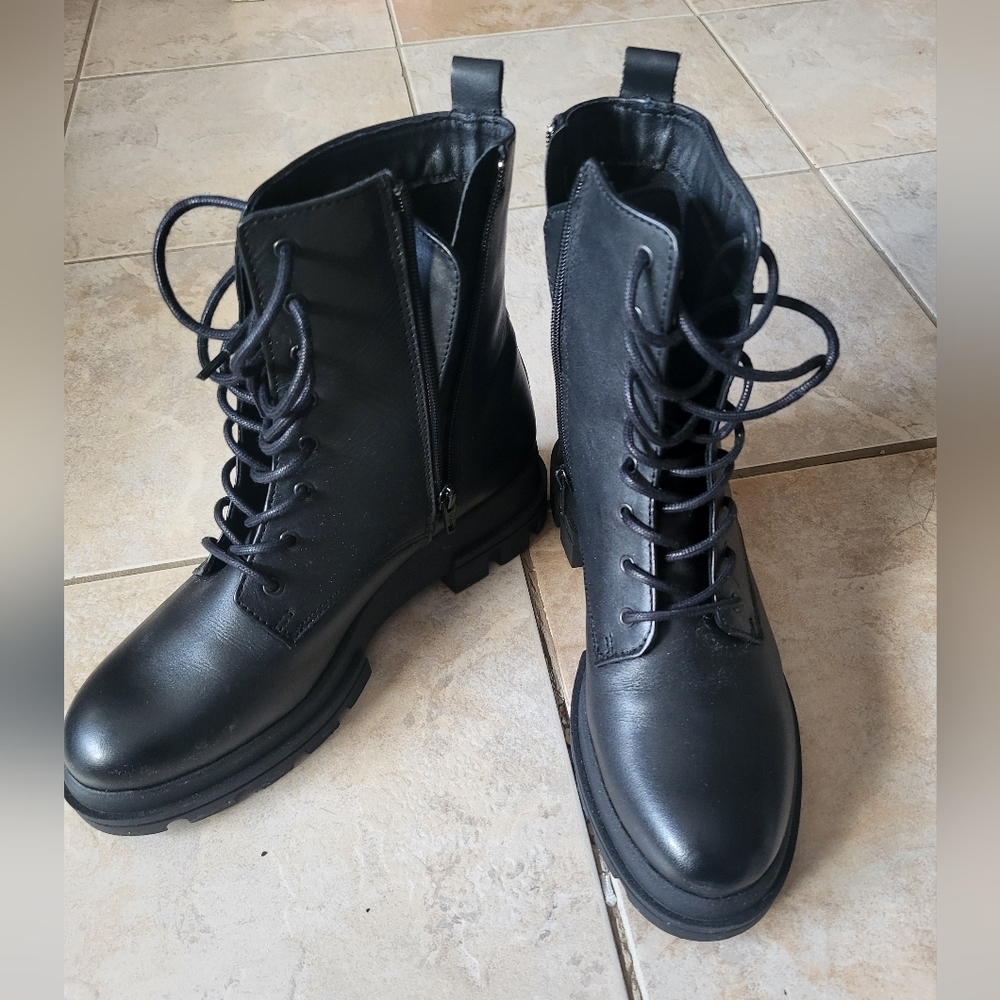 DUNE combat boots.
